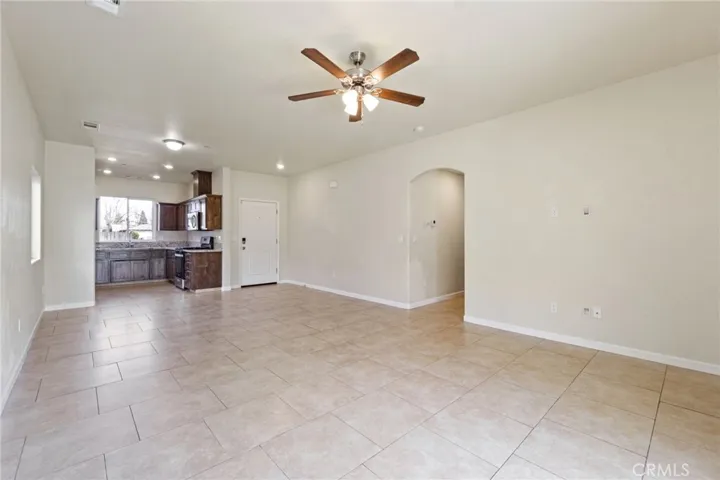 318 N M Street, Madera, California 93637