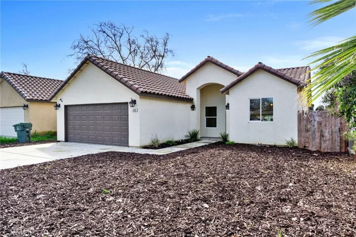 318 N M Street, Madera, California 93637