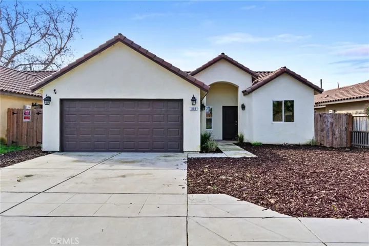 318 N M Street, Madera, California 93637