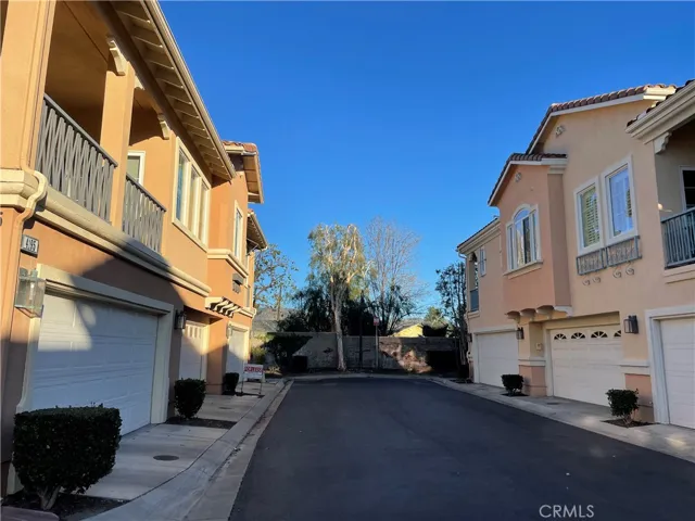 4195 Alicia Way C, Simi Valley, California 93063