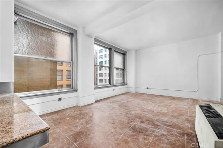 215 W 7th Street 509, Los Angeles, California 90014