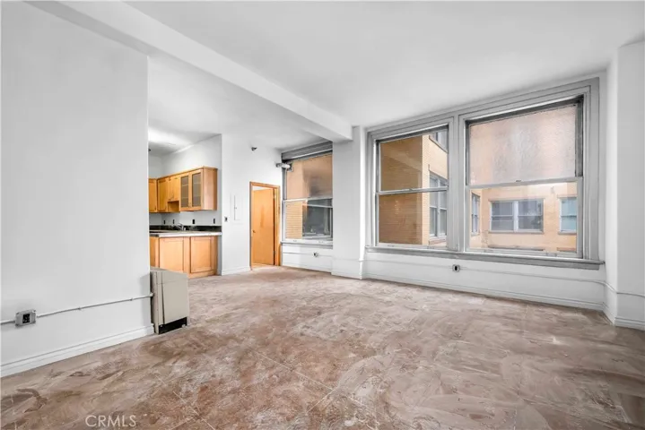 215 W 7th Street 509, Los Angeles, California 90014