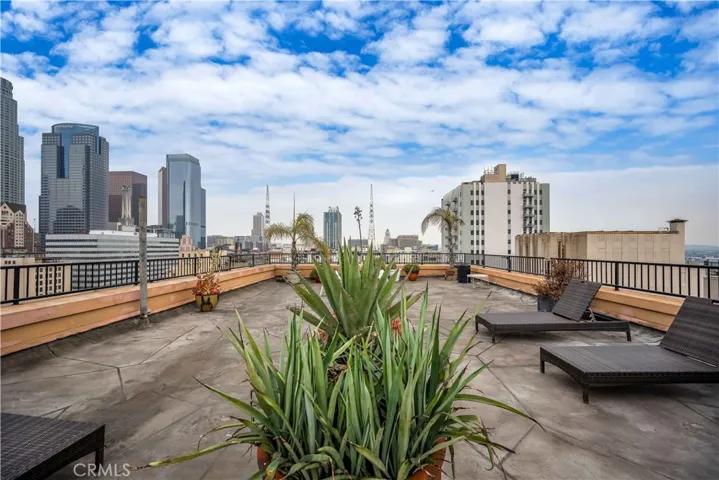 215 W 7th Street 509, Los Angeles, California 90014