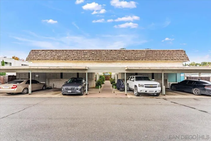 9034 Kenwood Dr 10, Spring Valley, California 91977