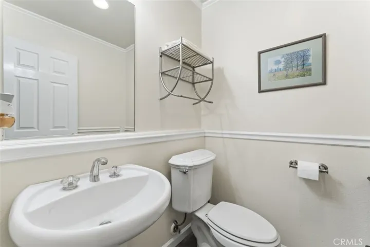 Downstairs 1/2 bath