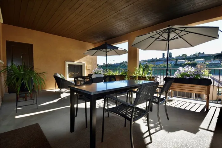 1022 Calle Stellare, Rancho Palos Verdes, California 90275