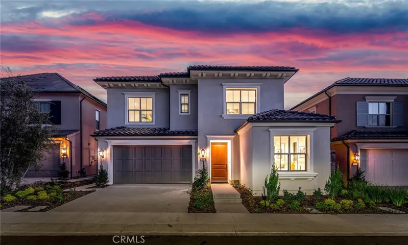 154 Mezza Luna, Irvine, California 92602