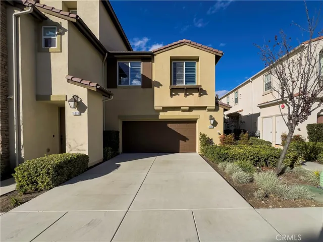 ATTACHED GARAGE AND DRIVEWAY