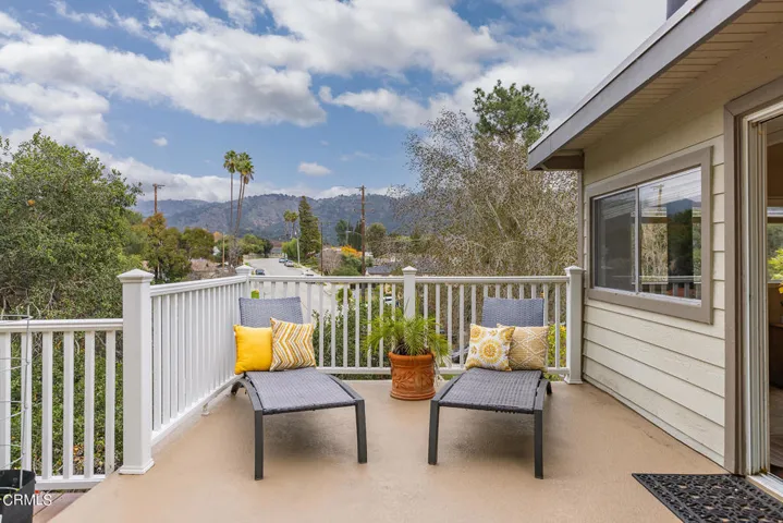 75 High Street Oak View Home for Sale (1