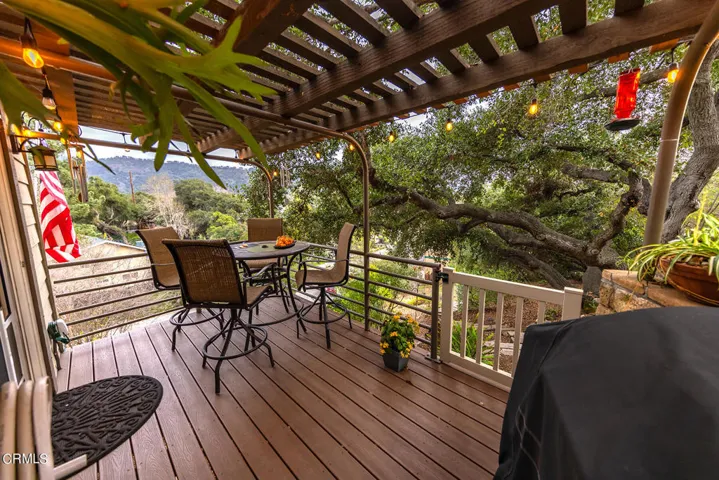 75 High Street Oak View Home for Sale (9