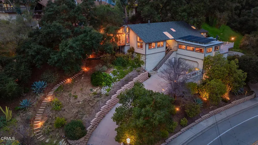 75 High Street Oak View Home for Sale (5