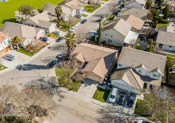 730 Skimmer Dr, Patterson, California 95363
