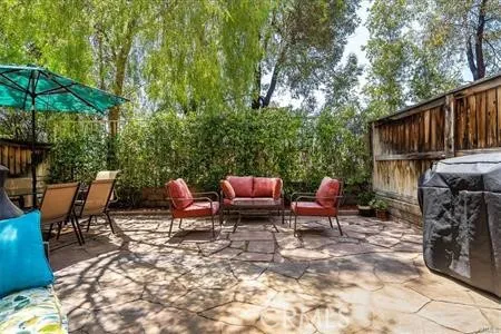 24420 Montevista Circle, Valencia, California 91354