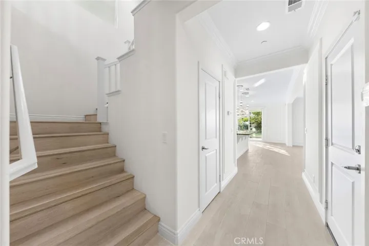 7035 Stratus Street, Eastvale, California 92880