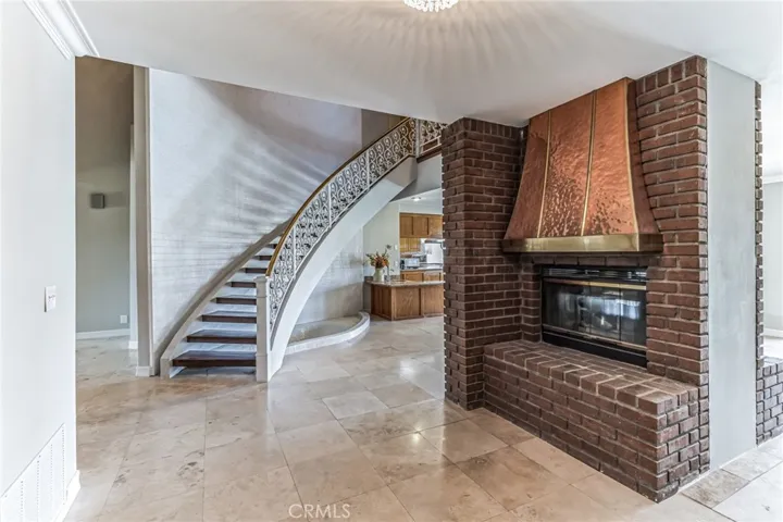 13490 Anchor Drive, Victorville, California 92395