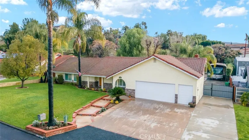 19150 Rising Sun Road, Corona, California 92881