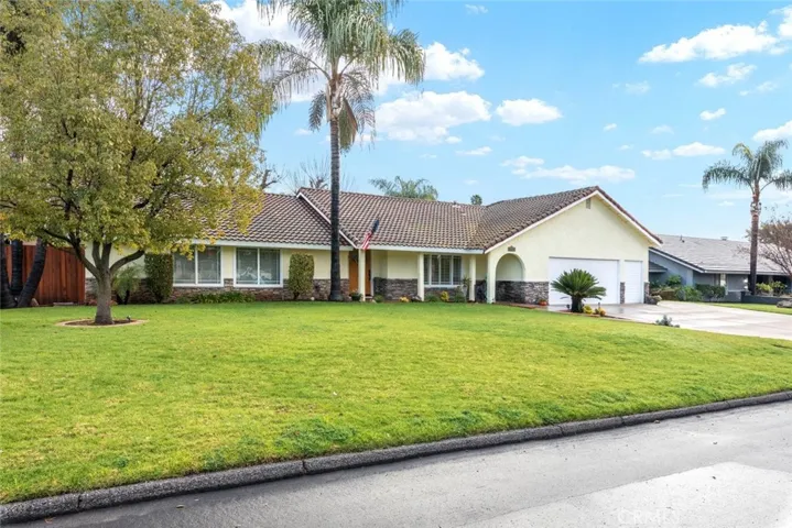 19150 Rising Sun Road, Corona, California 92881