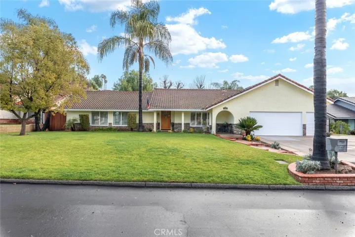 19150 Rising Sun Road, Corona, California 92881