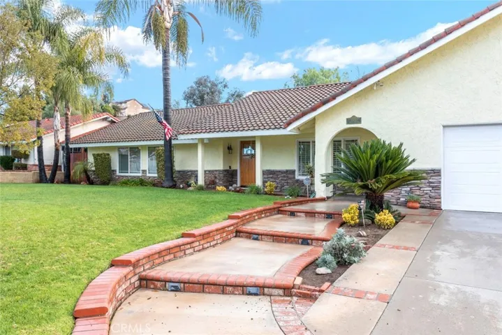 19150 Rising Sun Road, Corona, California 92881