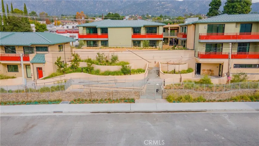 2608 Honolulu Avenue 310, Montrose, California 91020