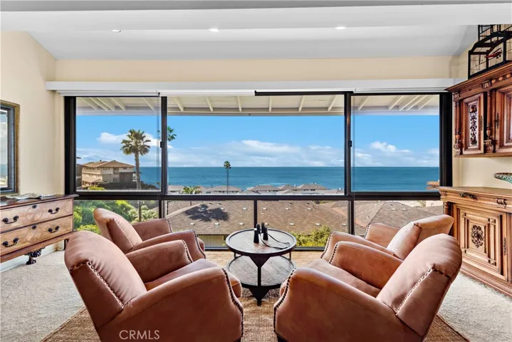 42 Blue Lagoon, Laguna Beach, California 92651