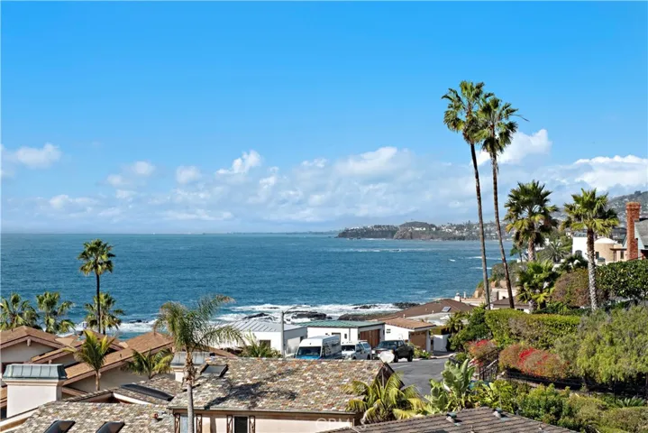 42 Blue Lagoon, Laguna Beach, California 92651