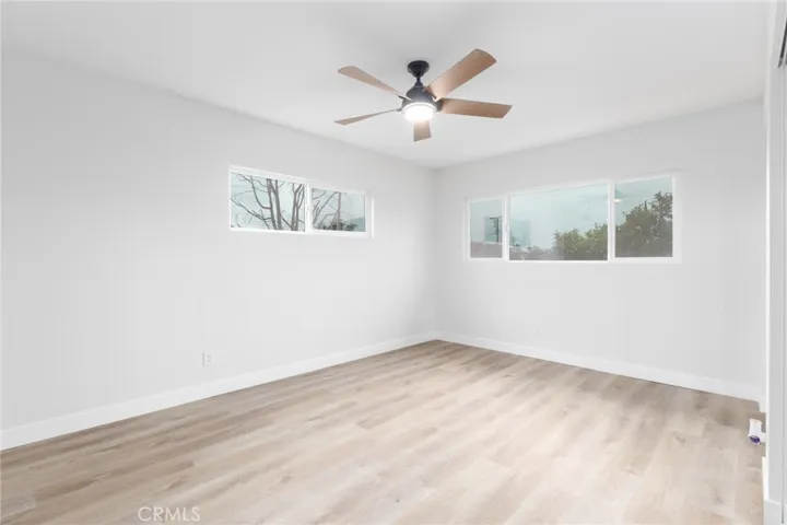 10228 Amestoy Avenue, Northridge, California 91325