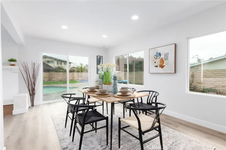 10228 Amestoy Avenue, Northridge, California 91325