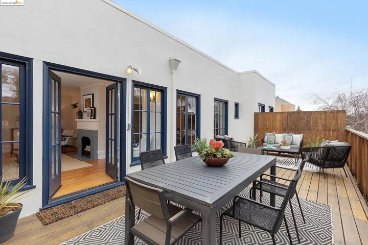 562 Boulevard Way, Piedmont, California 94610