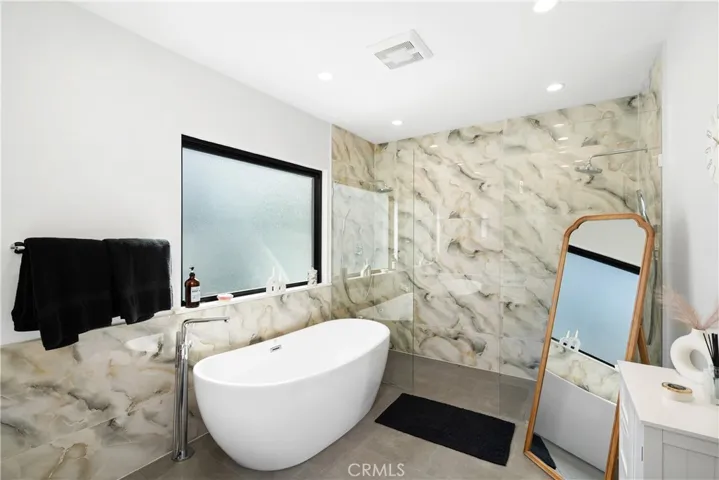 Primary Soaking Tub and Shower