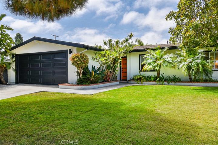 641 Joann Street, Costa Mesa, California 92627