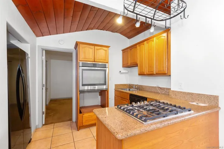 845 W 3rd Ave, Escondido, California 92025