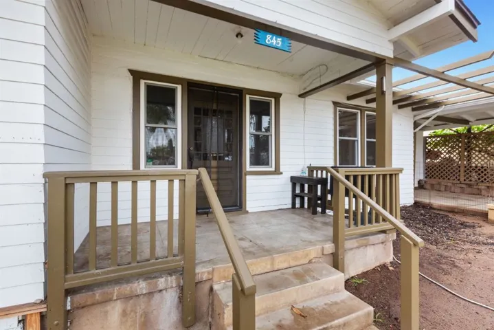 845 W 3rd Ave, Escondido, California 92025