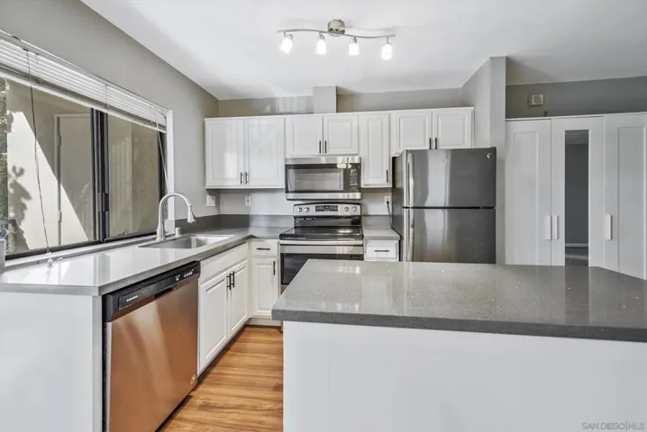 7855 Cowles Mountain Ct. A15, San Diego, California 92119