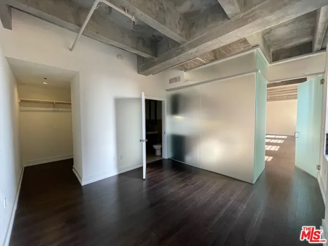 727 W 7th Street 1210, Los Angeles, California 90017