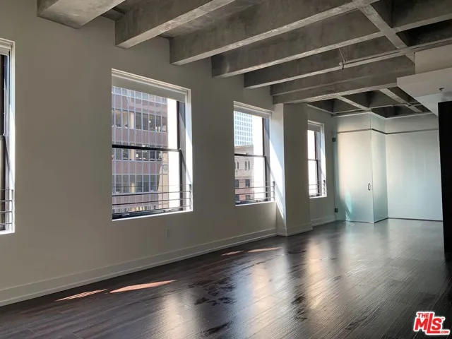 727 W 7th Street 1210, Los Angeles, California 90017