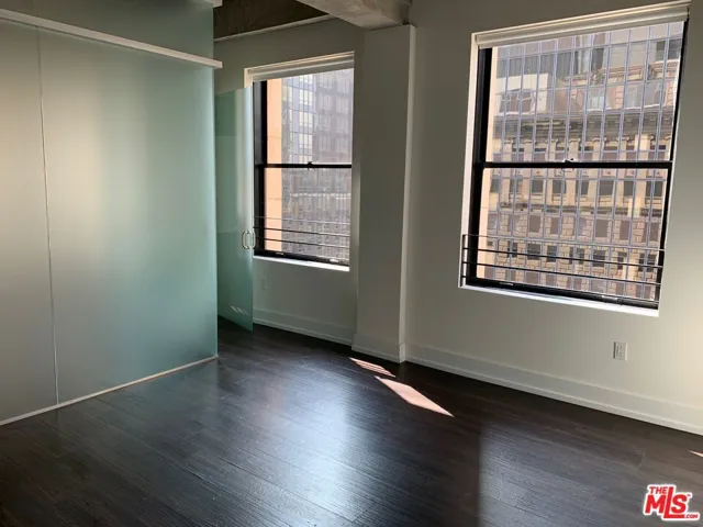 727 W 7th Street 1210, Los Angeles, California 90017