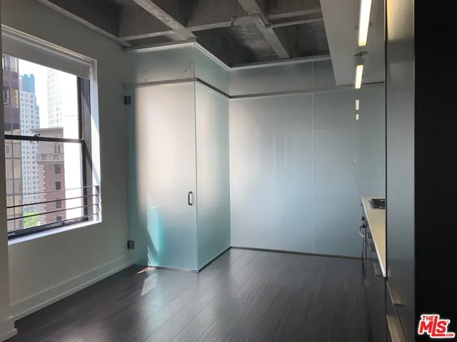 727 W 7th Street 1210, Los Angeles, California 90017