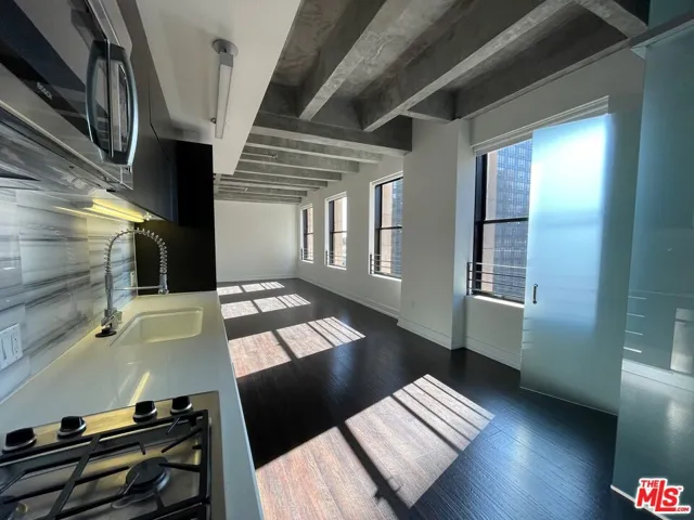 727 W 7th Street 1210, Los Angeles, California 90017