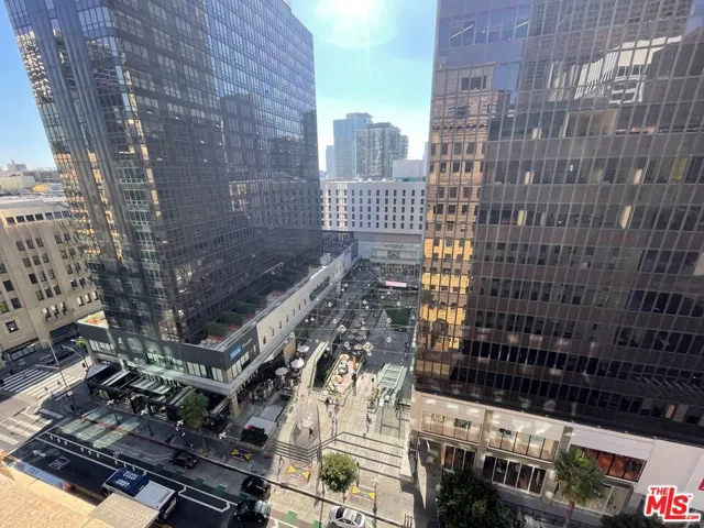 727 W 7th Street 1210, Los Angeles, California 90017