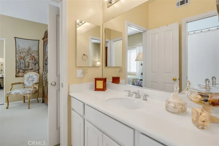 11864 Tuscana Court, Moorpark, California 93021