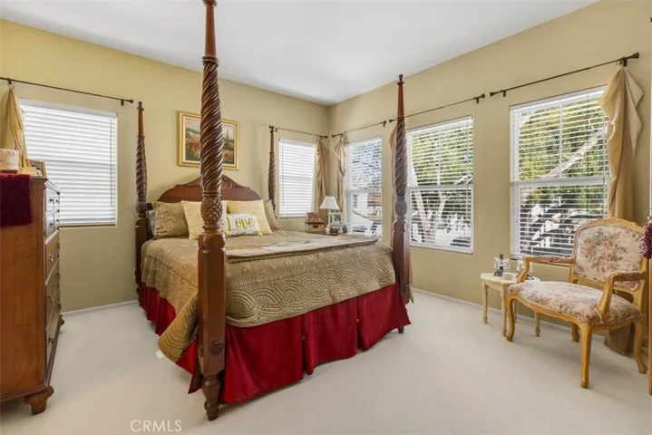 11864 Tuscana Court, Moorpark, California 93021