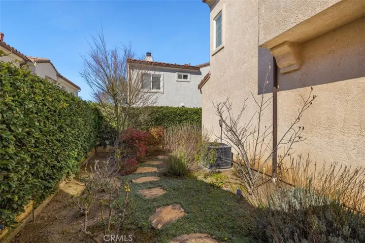 11864 Tuscana Court, Moorpark, California 93021