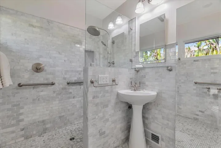 797 E William Street, San Jose, California 95112