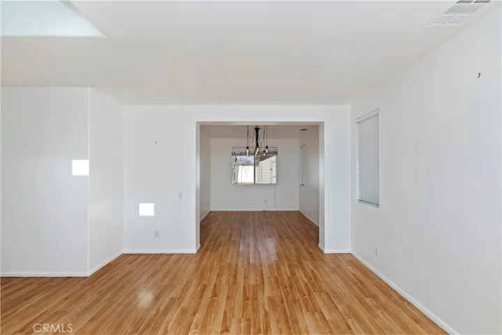952 Seymour Way, Perris, California 92571