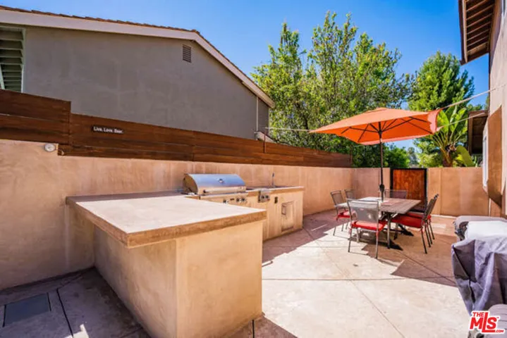 5402 Cedarhaven Drive, Agoura Hills, California 91301