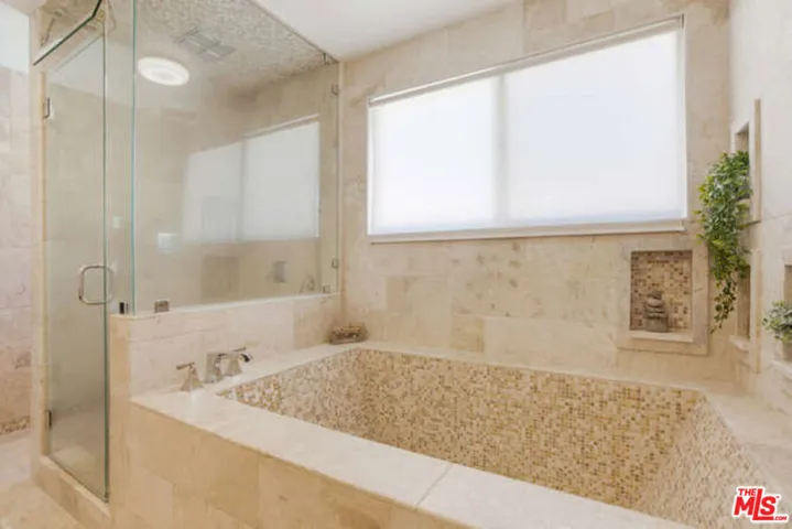 5402 Cedarhaven Drive, Agoura Hills, California 91301