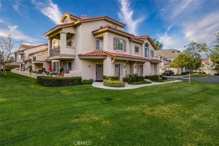 8020 E Treeview Court, Anaheim Hills, California 92808