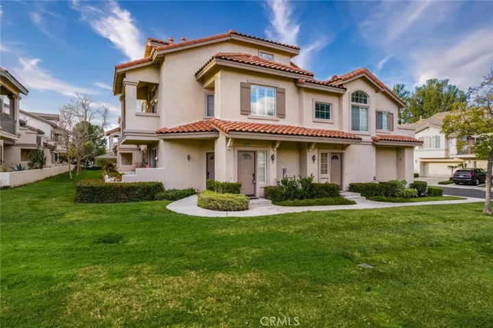 8020 E Treeview Court, Anaheim Hills, California 92808