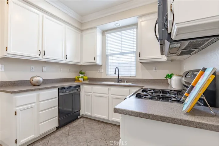 3396 Cande Way, Riverside, California 92503